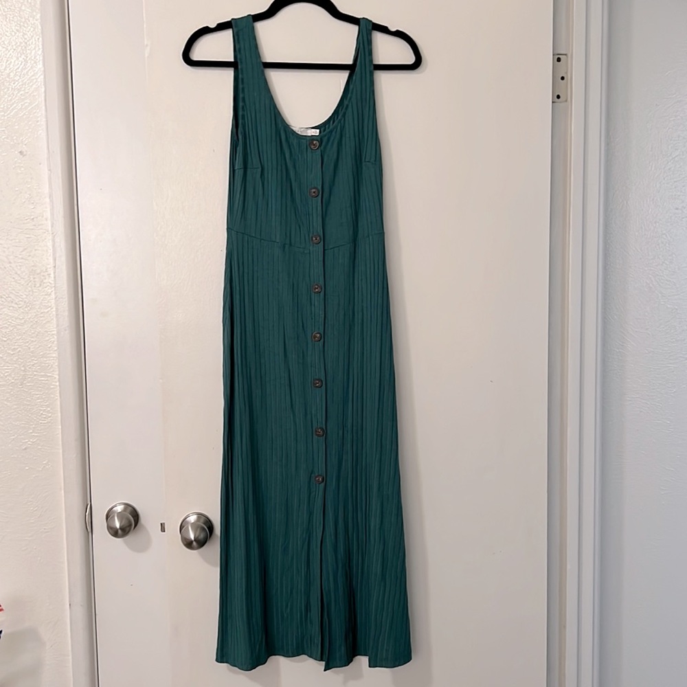 NWOT lush ribbed midi dress. Small